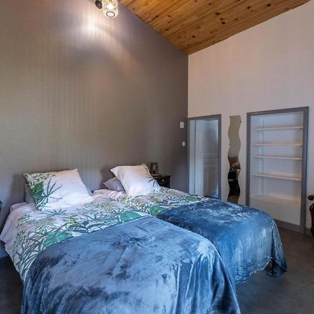 Bed and Breakfast Chambre D'Hote De La Petite Toscane D'Auvergne Isserteaux Exteriér fotografie
